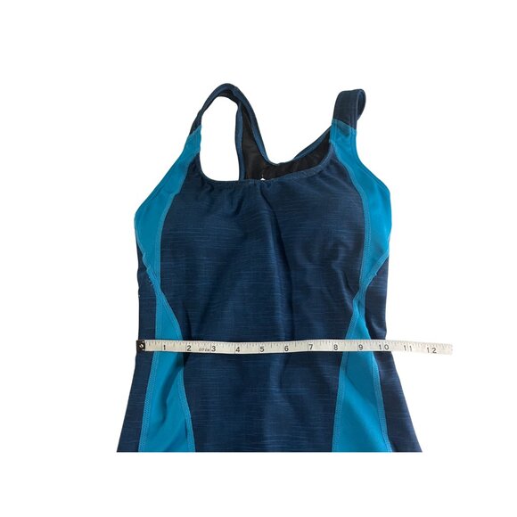 TYR Durafast Elite Women's One-Piece Swimsuit, Size 8 - Picture 4 of 9